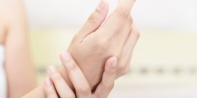 手首の可動域制限がある場合は後遺障害と認定されるのか